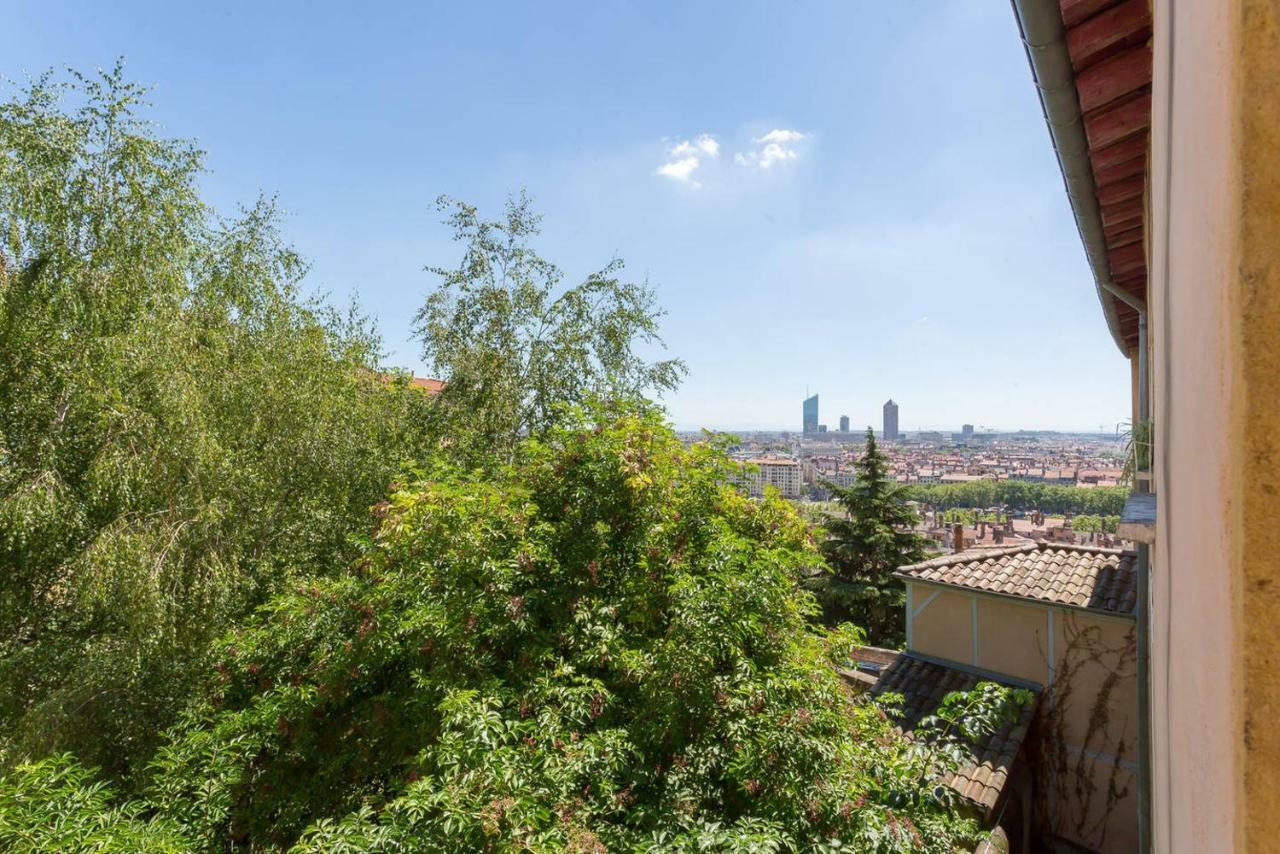 Sur Les Hauteurs Du Vieux Lyon